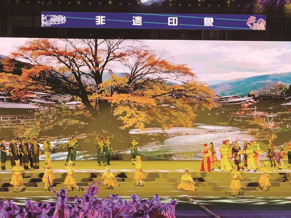 演约, 比赛项目于