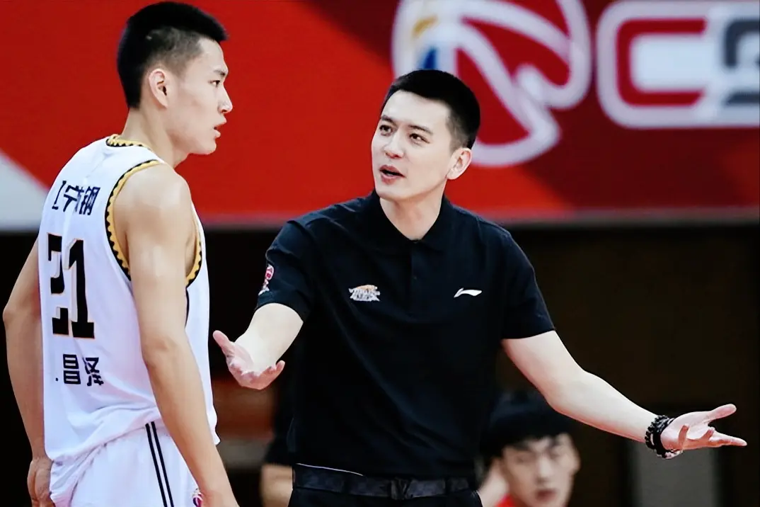 除了达到花, 多年轻教练, 后一根稻草